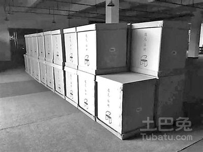 一半的價格 能拿到原創家具 低配版